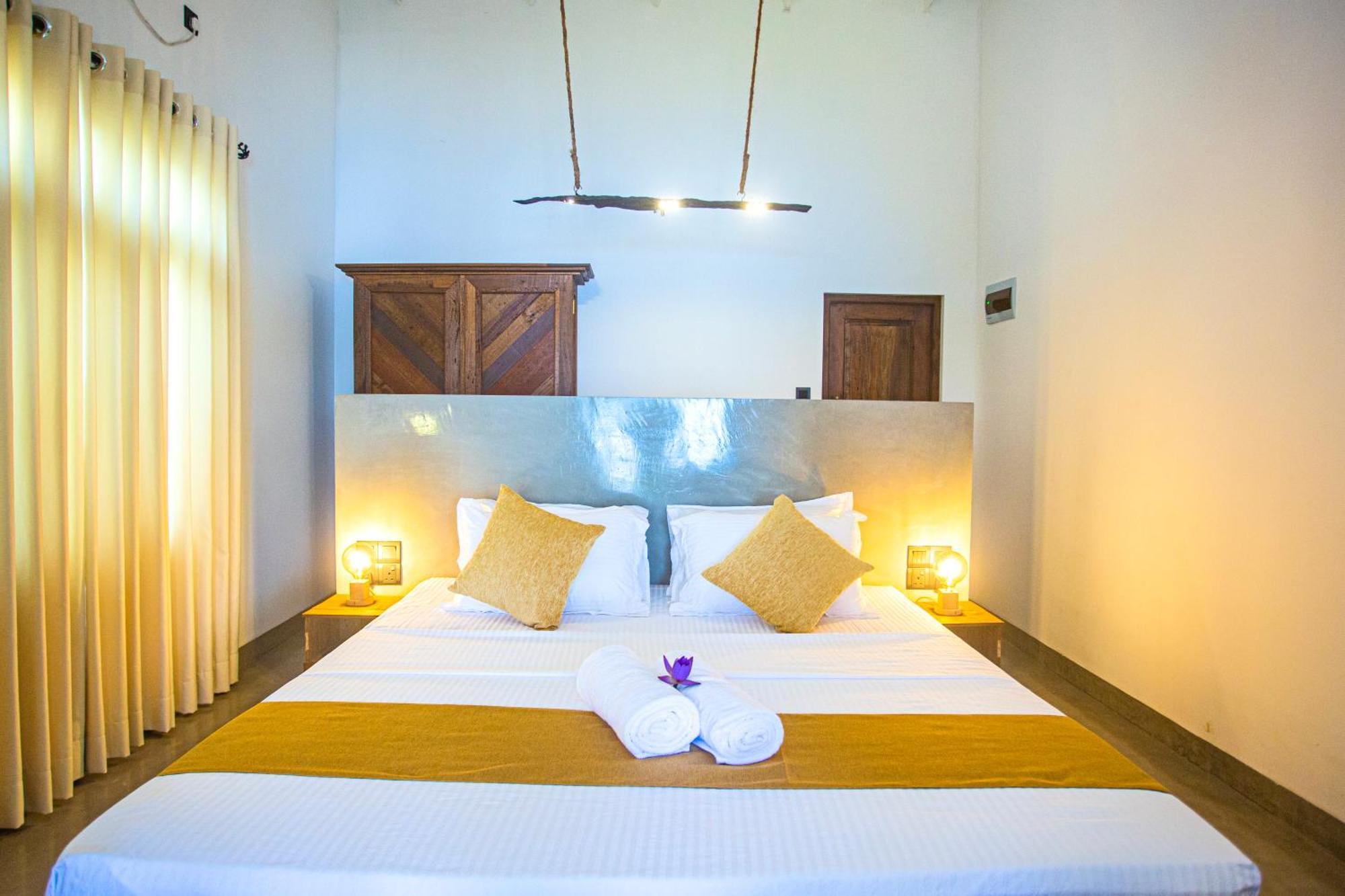 Aki Luna Lagoon Resort Hikkaduwa Exterior foto